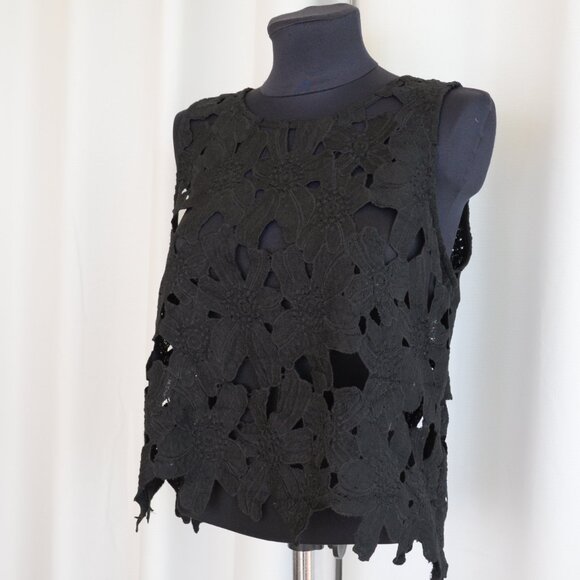 Anthropologie Black Guipure Floral Lace Sleeveless Top Sz M - Picture 3 of 7